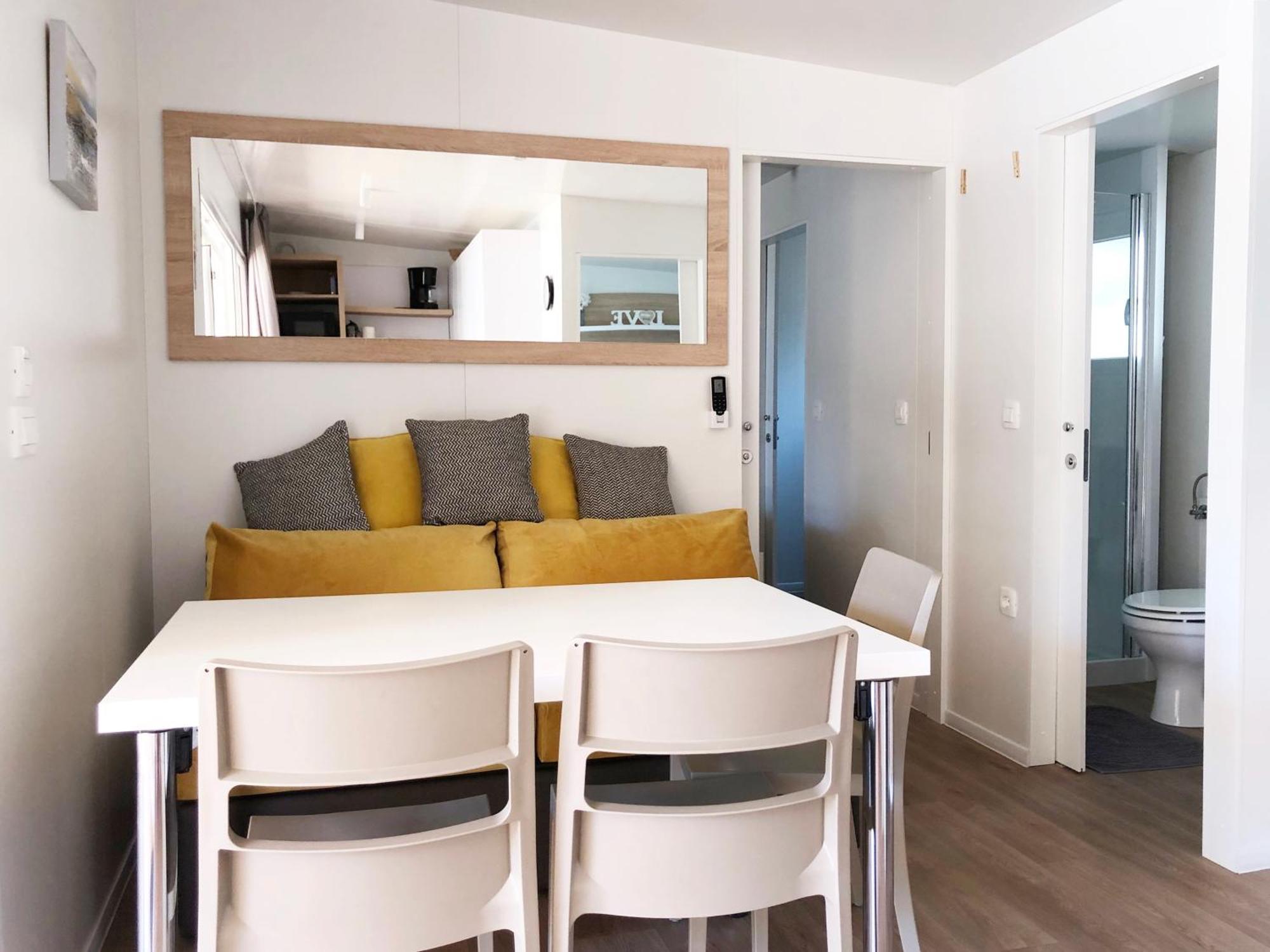 Mobile Homes Sea Princess Биоград на Мору Екстериор снимка