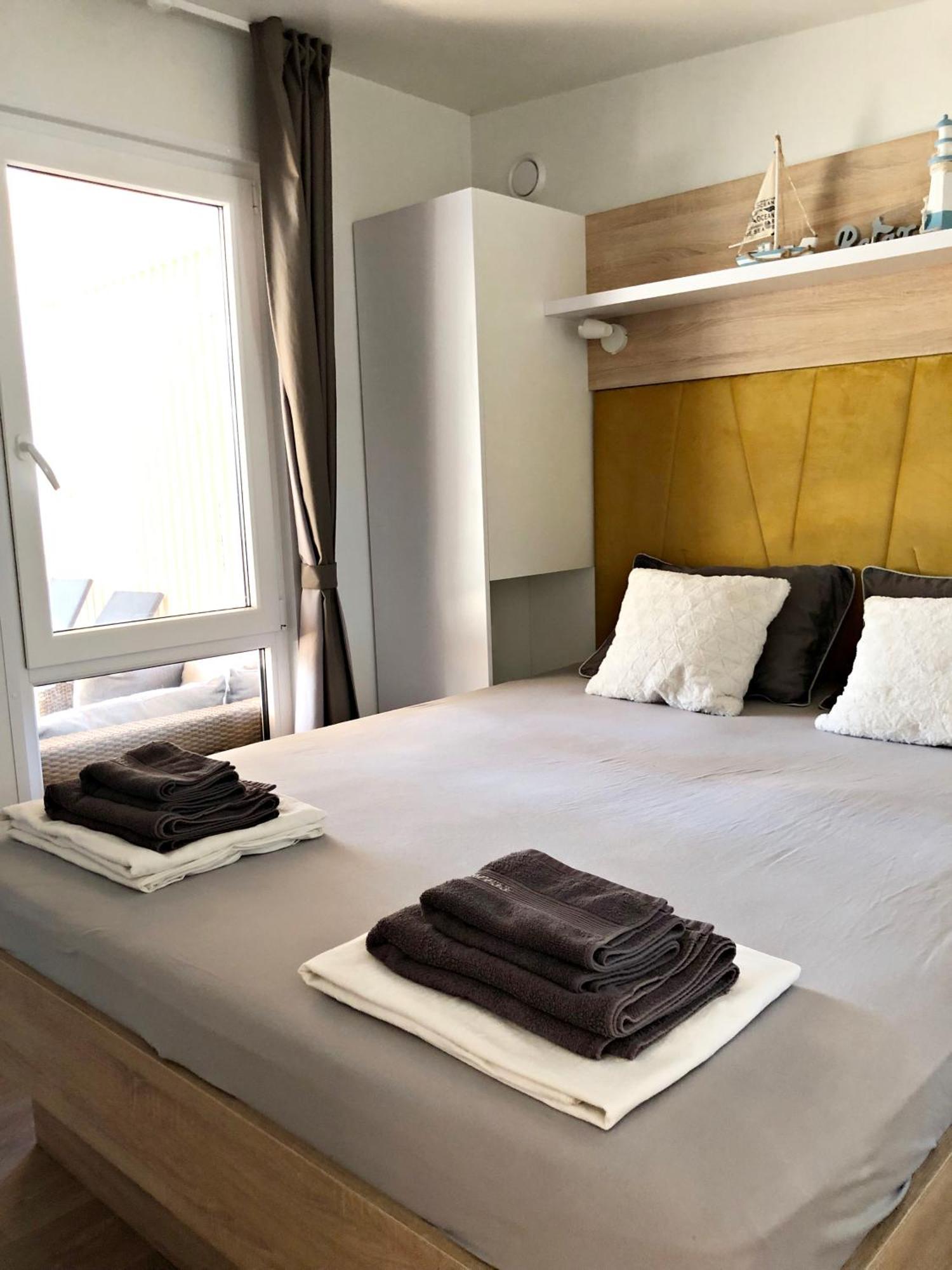 Mobile Homes Sea Princess Биоград на Мору Екстериор снимка